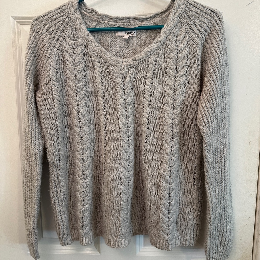 NWOT Sonoma small grey cable knit sweater